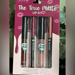 The True Matte Lip Kit